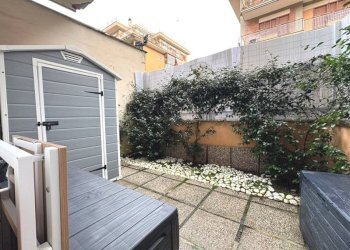 Giardino - Two-room apartment via Luigi Ronzoni, Roma - photo 25