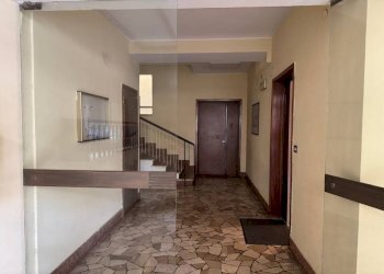 Interno palazzo - Two-room apartment via Luigi Ronzoni, Roma - photo 32