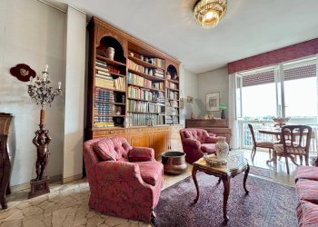 Sala da pranzo - Quadrilocale via Quintino Sella
 
7, Monza - foto 16