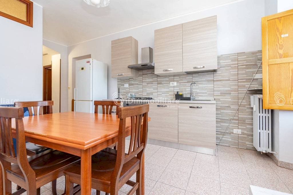 Cucina - Trilocale corso Regio Parco, 24, Torino (zona Aurora) - foto 3