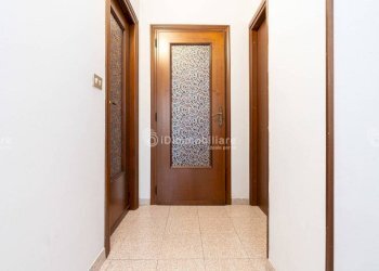 Disimpegno - Trilocale corso Regio Parco, 24, Torino (zona Aurora) - foto 6