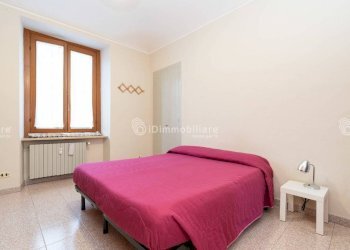 Camera da letto - Trilocale corso Regio Parco, 24, Torino (zona Aurora) - foto 9