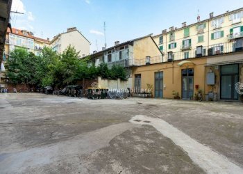Cortile interno - Trilocale corso Regio Parco, 24, Torino (zona Aurora) - foto 23