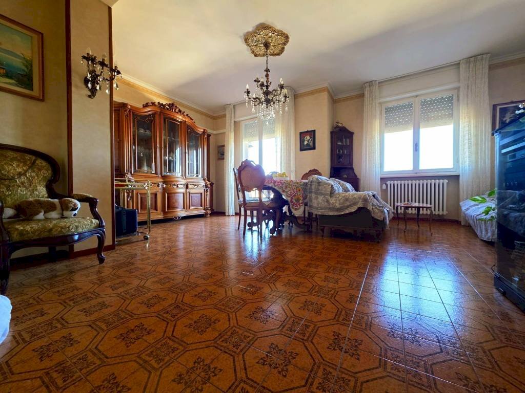 Salone - Quadrilocale via Torrente Bardea, Parma (zona Montanara) - foto 3