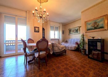 Salone - Four-room apartment via Torrente Bardea, Parma (neighborhood Montanara) - photo 1