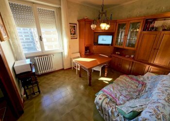 Sala da pranzo - Four-room apartment via Torrente Bardea, Parma (neighborhood Montanara) - photo 11