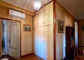 Corridoio - Four-room apartment via Torrente Bardea, Parma (neighborhood Montanara) - photo 20