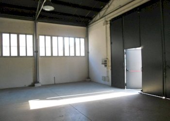 Interno non residenziale - Capannone via Sempione, 179, Pero - foto 4