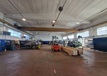 Interno non residenziale - Capannone via Cremona, Lainate - foto 6