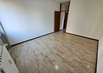 camera matrimoniale 1 - Quadrilocale via Francesco Lusso, 4, Asti - foto 32