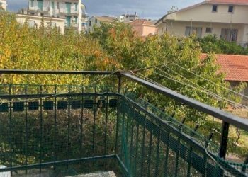 Appartamento via Vittorio Alfieri, 24, Loano - foto 10