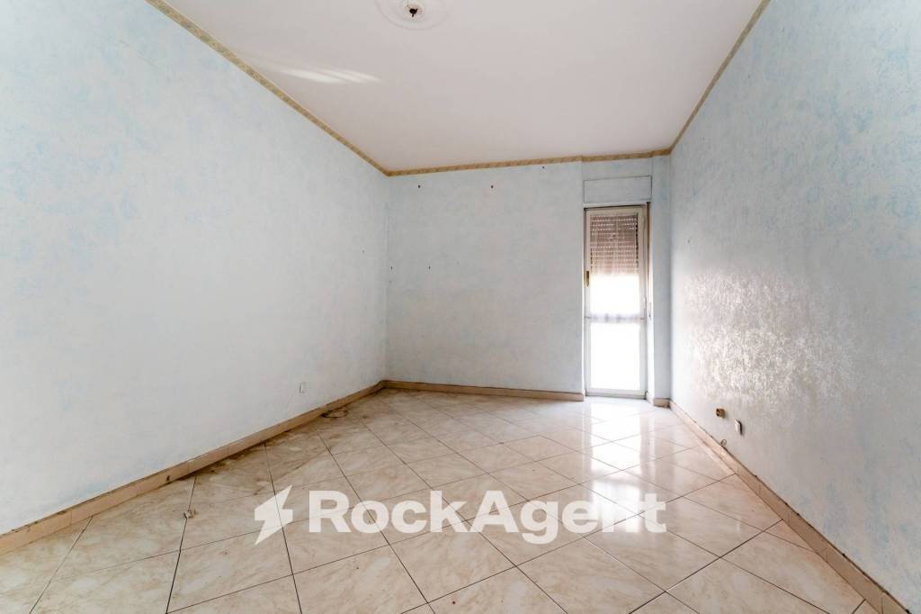 Four-room apartment Villaggio Sant'Agata Zona A, 9, Catania - photo 3