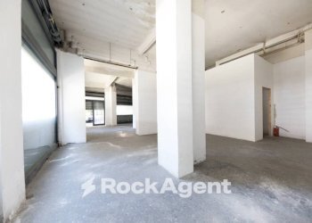 Negozio via Giacomo Soliman, 58 R, Genova (zona Sestri Ponente) - foto 5