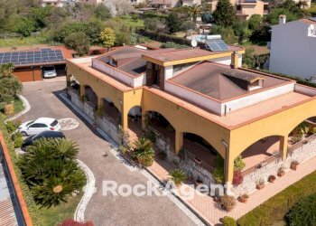 Villa via Fioravante Quaranta, 41, Baronissi - foto 1