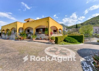 Villa via Fioravante Quaranta, 41, Baronissi - foto 2