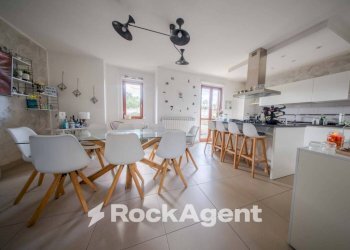 Casa indipendente via dei Ginepri, 2/Q, Porto Torres - foto 1