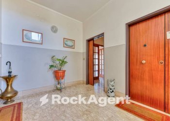 Interno palazzo - Apartment via Sacerdote Giovanni Giuseppe Pirozzi, Villaricca - photo 3