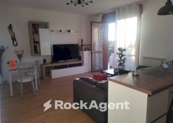 Salone - Trilocale via Pagoda Bianca, 71, Roma (zona Torrino) - foto 5