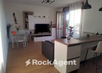 Salone - Trilocale via Pagoda Bianca, 71, Roma (zona Torrino) - foto 6