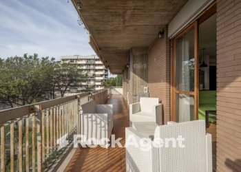 Terrazzo - Trilocale via Pagoda Bianca, 71, Roma (zona Torrino) - foto 16