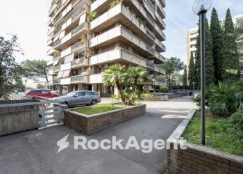 Posto macchina - Trilocale via Pagoda Bianca, 71, Roma (zona Torrino) - foto 34