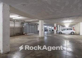 Posto macchina - Trilocale via Pagoda Bianca, 71, Roma (zona Torrino) - foto 35