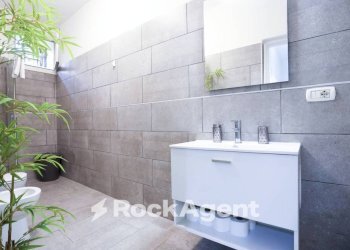 Bagno - Trilocale vico San Maria Ad Agnone, 18, Napoli - foto 18