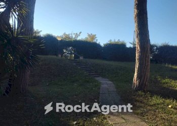 Giardino - One-room apartment via Cilicia, 53, Roma - photo 13