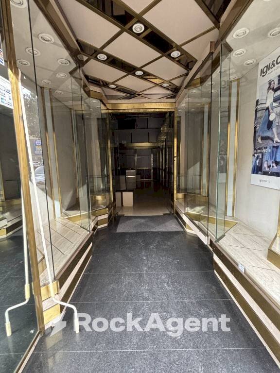 Shop via Appia Nuova, 109, Roma - photo 3