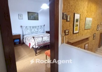 Corridoio - Appartamento via Raffaello Sanzio, 106, Senigallia - foto 13