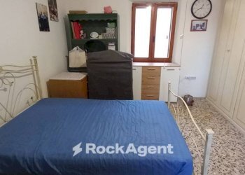 Camera da letto - Appartamento via Raffaello Sanzio, 106, Senigallia - foto 15