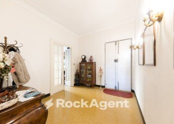 Ingresso - Appartamento via Accinelli, Genova (zona Castelletto) - foto 4