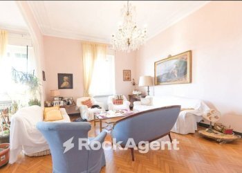 Salone - Appartamento via Accinelli, Genova (zona Castelletto) - foto 10