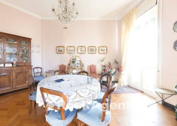 Salone - Appartamento via Accinelli, Genova (zona Castelletto) - foto 13