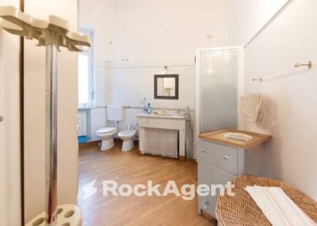 Bagno - Appartamento via Accinelli, Genova (zona Castelletto) - foto 25