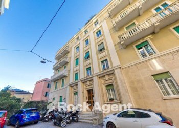 Facciata - Appartamento via Accinelli, Genova (zona Castelletto) - foto 37