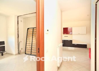 Bilocale via del Crocifisso, 115, Latina - foto 20