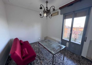 soggiorno - Appartamento via Bellaria, Bologna (zona Mazzini) - foto 2