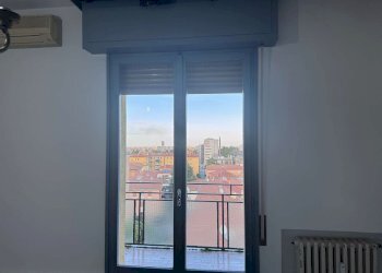 soggiorno - Appartamento via Bellaria, Bologna (zona Mazzini) - foto 6