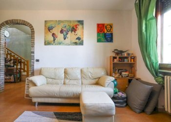 Salone - Villa via Rubicone, Cesena - foto 2