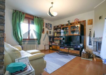 Salone - Villa via Rubicone, Cesena - foto 3