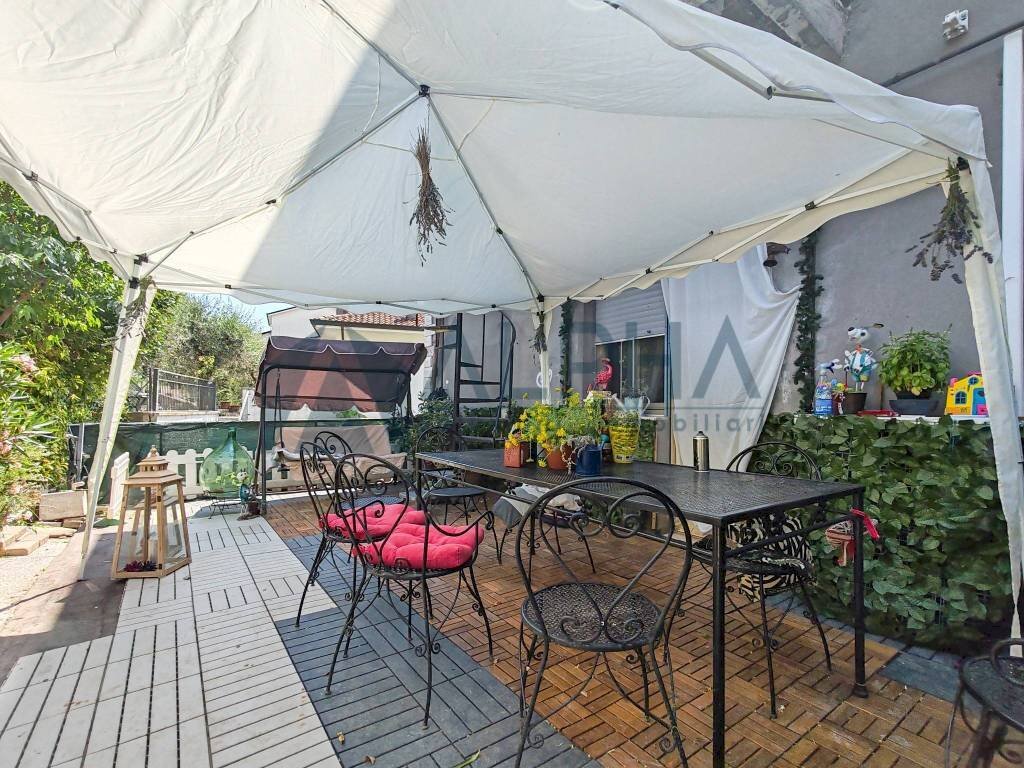 Terrazzo - Three-room apartment via Cartiano, Borghi - photo 1