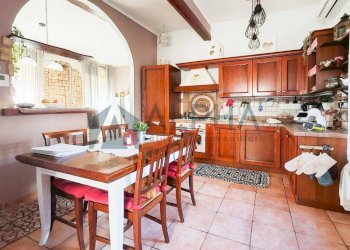 Cucina - Trilocale via Cartiano, Borghi - foto 4