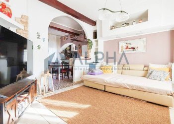 Salone - Three-room apartment via Cartiano, Borghi - photo 3