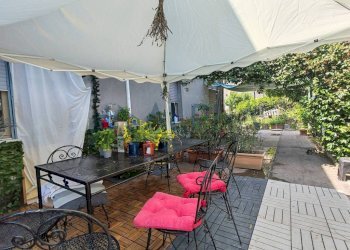 Giardino - Three-room apartment via Cartiano, Borghi - photo 14