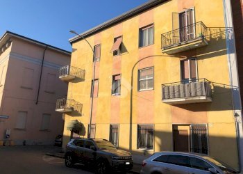 Appartamento Via 1' Maggio, Lacchiarella - foto 2