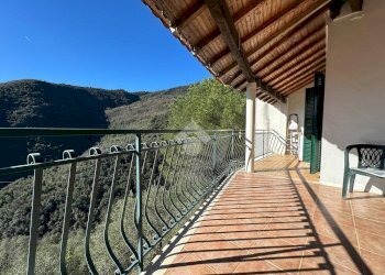 Casa indipendente Regione Bunda, Pigna - foto 2