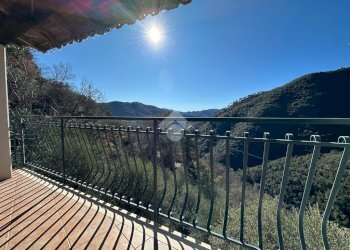 Casa indipendente Regione Bunda, Pigna - foto 8