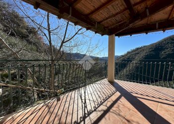 Casa indipendente Regione Bunda, Pigna - foto 9