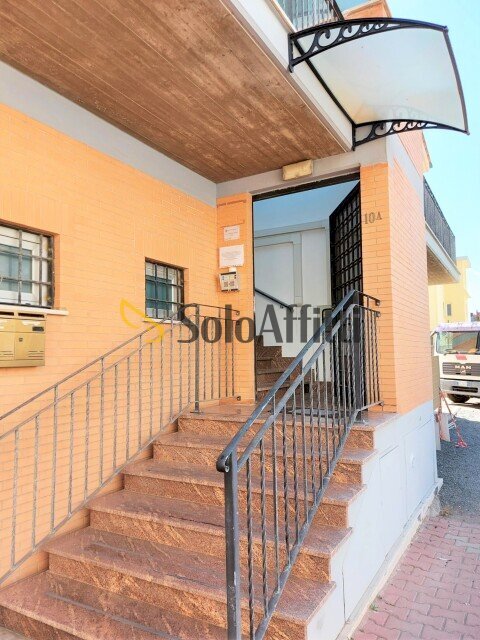 Fiumicino, Isola Sacra DARSENA - ufficio - Office Via Giorgio Giorgis, Fiumicino - photo 2